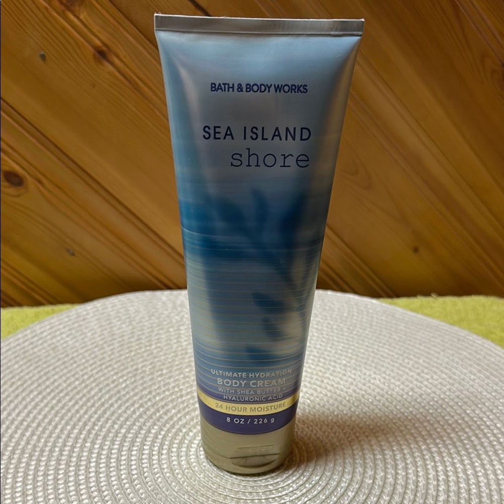 Bath & Body Works Sea Island Shore Body Cream